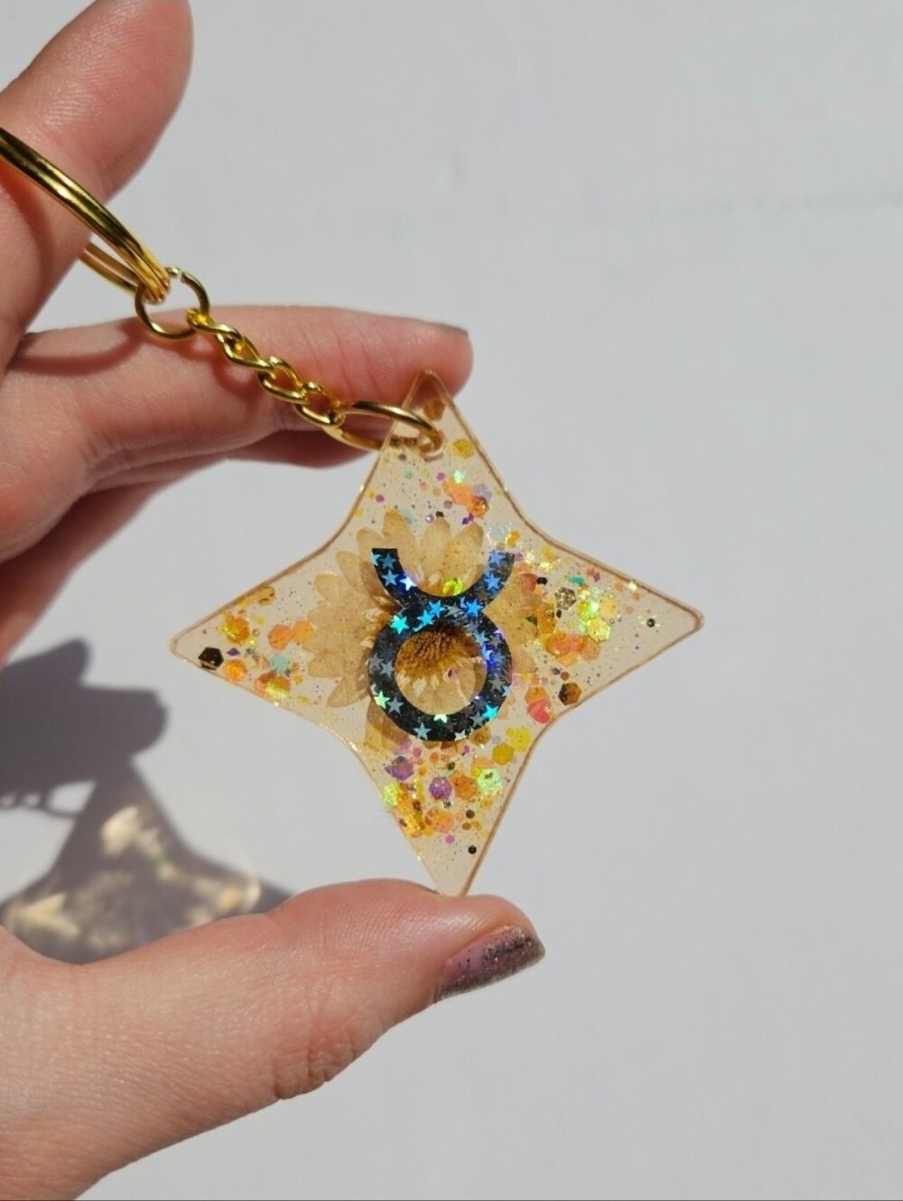 Handmade Taurus Zodiac Gold Resin Keychain - Picture 4 of 4